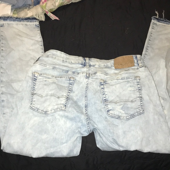 American Eagle jeans - Picture 2 of 2